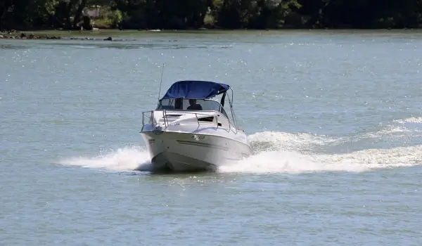 How to Understand Basic Boating Rules and Navigation